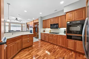 10776 Falling Water Ln, Woodbury, MN 55129 - Photo 31