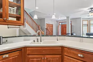 10776 Falling Water Ln, Woodbury, MN 55129 - Photo 33