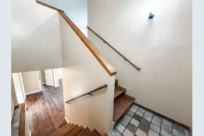 145 Jessamine Avenue E, Saint Paul, MN 55117 - Photo 3