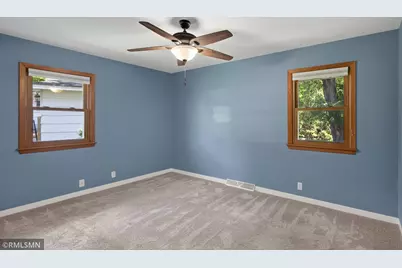 10307 Wentworth Avenue S, Bloomington, MN 55420 - Photo 27