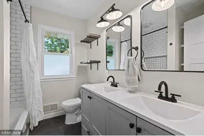10307 Wentworth Avenue S, Bloomington, MN 55420 - Photo 25