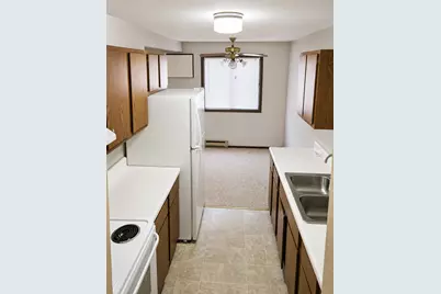 10 12th Avenue NE, Elbow Lake, MN 56531 - Photo 3