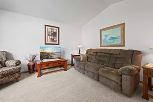 2105 Prairie Hill Rd, Saint Cloud, MN 56301 - Photo 7