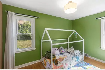1310 Welcome Avenue N, Golden Valley, MN 55422 - Photo 13