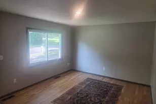 3725 78th St E, Inver Grove Heights, MN 55076 - Photo 5