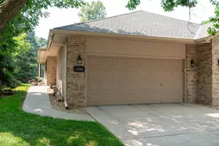 14348 Embassy Way, Apple Valley, MN 55124 - Photo 3