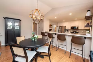 14348 Embassy Way, Apple Valley, MN 55124 - Photo 5