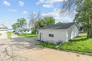 555 N Shore Dr, Forest Lake, MN 55025 - Photo 11