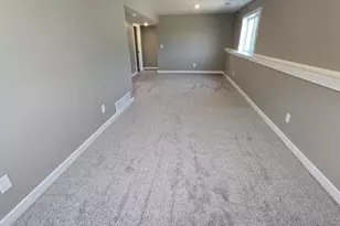 1801 12th Ave NE, Austin, MN 55912 - Photo 19