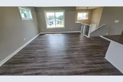1801 12th Avenue NE, Austin, MN 55912 - Photo 13