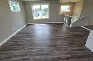 1801 12th Ave NE, Austin, MN 55912 - Photo 13