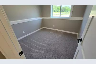 1801 12th Avenue NE, Austin, MN 55912 - Photo 15