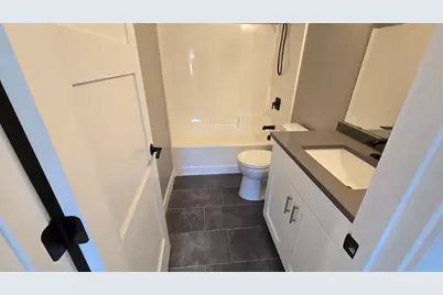 1801 12th Avenue NE, Austin, MN 55912 - Photo 21