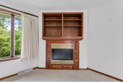 104 5th Avenue NW, Spring Grove, MN 55974 - Photo 7