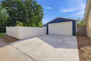 4131 4th St NE, Columbia Heights, MN 55421 - Photo 37