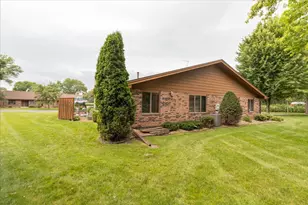2205 Baihly Ct SW, Rochester, MN 55902 - Photo 33