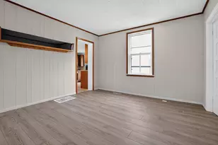 619 Locust St, Hudson, WI 54016 - Photo 21