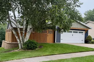 614 37th St SW, Rochester, MN 55902 - Photo 1