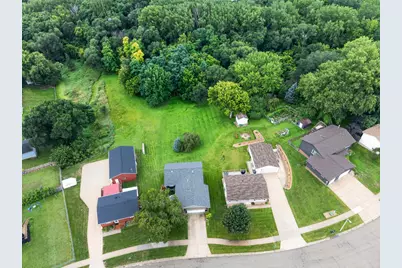 614 37th Street SW, Rochester, MN 55902 - Photo 35