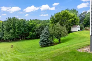 614 37th St SW, Rochester, MN 55902 - Photo 33