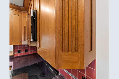 1017 Thomas Avenue S, Minneapolis, MN 55405 - Photo 13