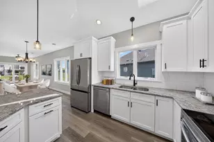 885 Picadilly Ln NW, Rochester, MN 55901 - Photo 13