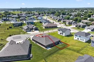 885 Picadilly Ln NW, Rochester, MN 55901 - Photo 3