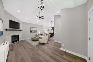 877 Picadilly Ln NW, Rochester, MN 55901 - Photo 5