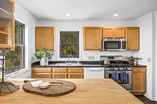225 Mt Hope Dr, Saint Paul, MN 55107 - Photo 17