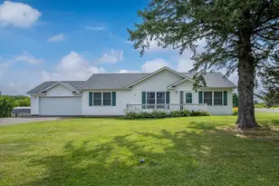 340 Prentice St S, Clayton, WI 54004 - Photo 3