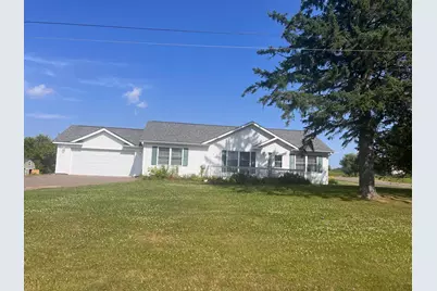340 Prentice Street S, Clayton, WI 54004 - Photo 3