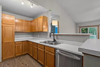 7291 Bren Lane, Eden Prairie, MN 55346 - Photo 7