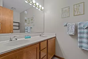 7291 Bren Ln, Eden Prairie, MN 55346 - Photo 11