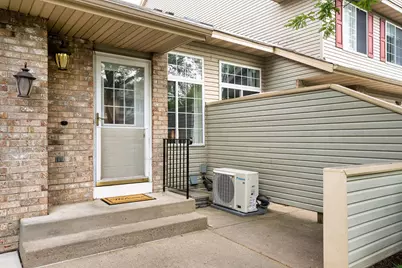 9815 Hamlet Lane S, Cottage Grove, MN 55016 - Photo 3