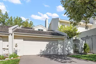 11730 Vista Dr, Minnetonka, MN 55343 - Photo 39