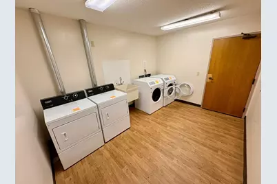 2425 E Franklin Avenue #303, Minneapolis, MN 55406 - Photo 23
