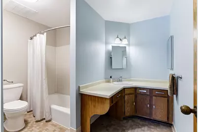 2425 E Franklin Avenue #303, Minneapolis, MN 55406 - Photo 15