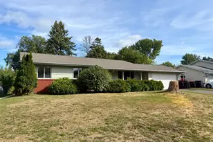 2245 Beam Ave, Maplewood, MN 55109 - Photo 3