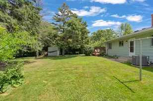 2245 Beam Ave, Maplewood, MN 55109 - Photo 13