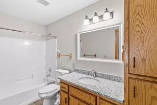 659 Belland Ave, Vadnais Heights, MN 55127 - Photo 17