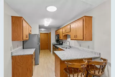 659 Belland Avenue, Vadnais Heights, MN 55127 - Photo 5