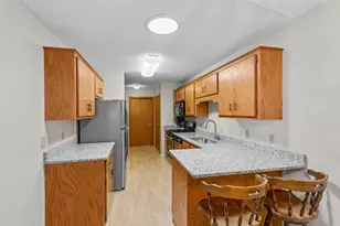 659 Belland Ave, Vadnais Heights, MN 55127 - Photo 5