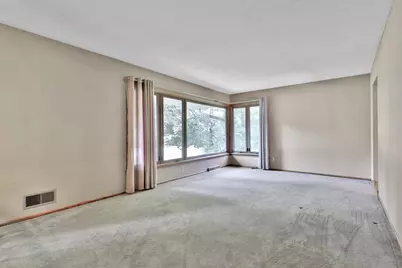131 Marie Avenue W, West Saint Paul, MN 55118 - Photo 19