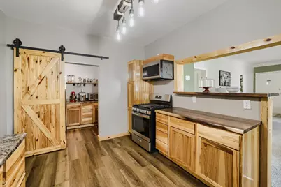 1211 3rd Street E, Hastings, MN 55033 - Photo 3
