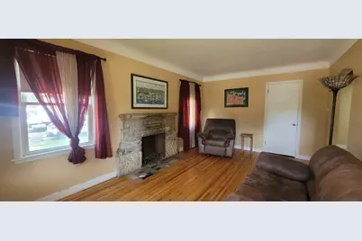 1064 Oakdale Avenue, West Saint Paul, MN 55118 - Photo 3