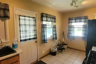 1064 Oakdale Ave, West Saint Paul, MN 55118 - Photo 5