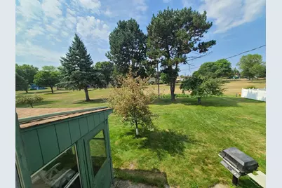 8273 Scott Avenue N, Brooklyn Park, MN 55443 - Photo 9