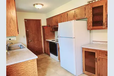 8273 Scott Avenue N, Brooklyn Park, MN 55443 - Photo 7