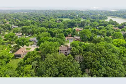 15385 Morraine Way, Eden Prairie, MN 55347 - Photo 49