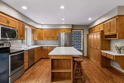 15385 Morraine Way, Eden Prairie, MN 55347 - Photo 17